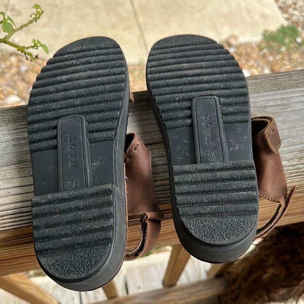 Naot Brown Sandals Classic Two-Strap Design - Picture 4 of 5